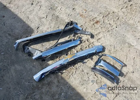 2016 Chevrolet Silverado 1500 1Lt z USA, uszkodzony, nr VIN 3GCUKREC3GG228146